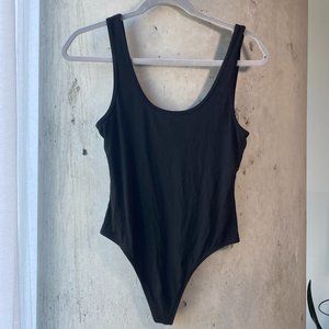 Fab'rik | Black Scoop Neck Body Suit | Size: Small